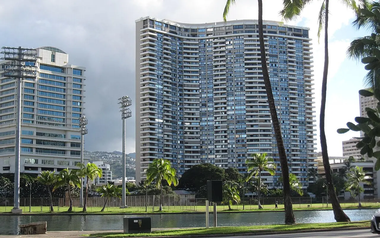 Condo towers on Kapiolani Boulevard near Waikiki